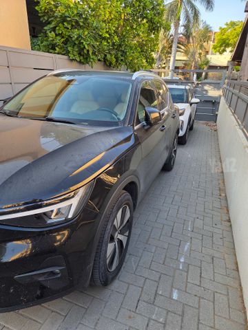 וולוו XC40