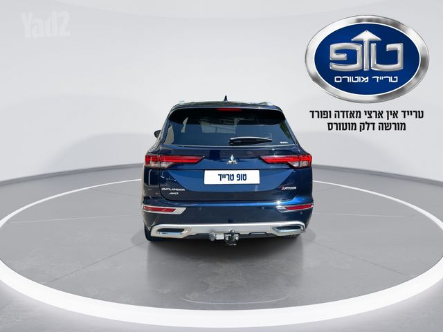 מיצובישי אאוטלנדר