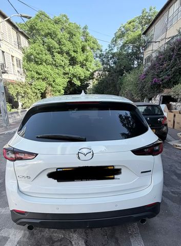 מודעת רכב מאזדה CX-5