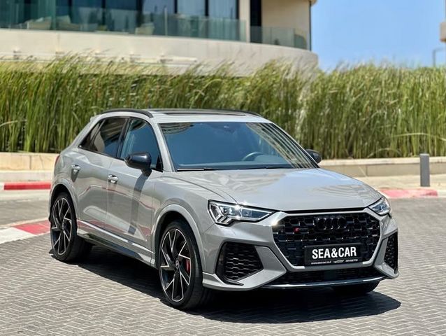 אאודי RS Q3
