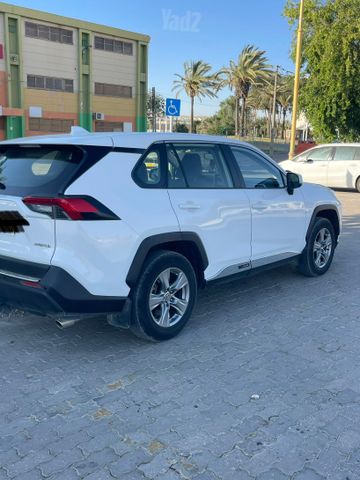 טויוטה RAV4