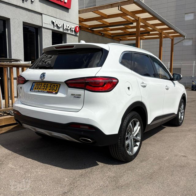 אם ג'י EHS PHEV