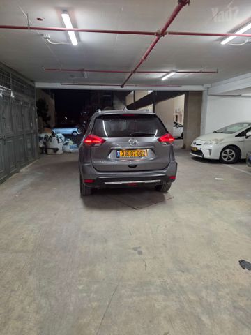 ניסאן אקס טרייל