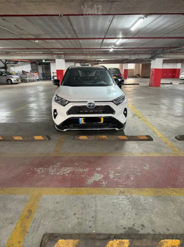 טויוטה RAV4