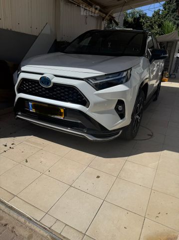 מודעת רכב טויוטה RAV4