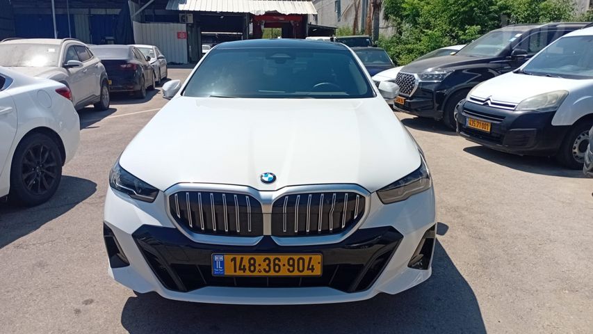 מודעת רכב ב מ וו סדרה 5