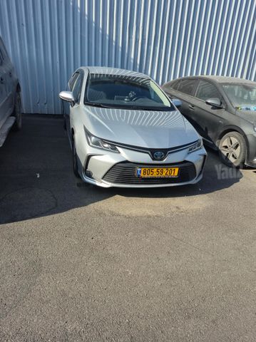 מודעת רכב טויוטה קורולה