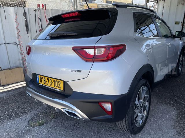 קיה סטוניק