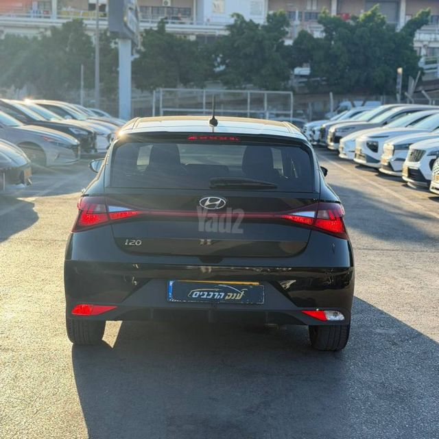 יונדאי i20