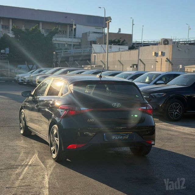 יונדאי i20