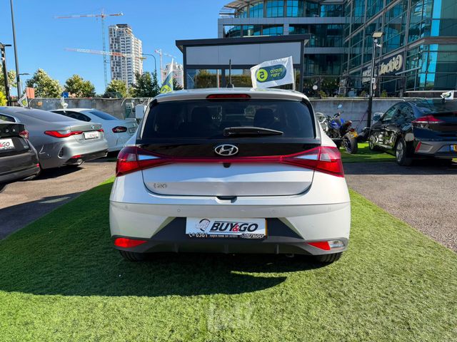 יונדאי i20