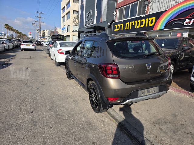 דאצ'יה סנדרו
