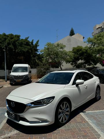 מודעת רכב מאזדה 6
