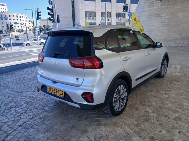 קיה נירו פלוס