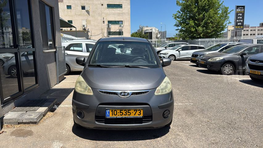 יונדאי i10