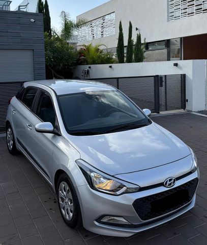 יונדאי i20