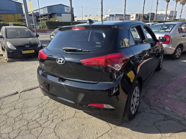 יונדאי i20