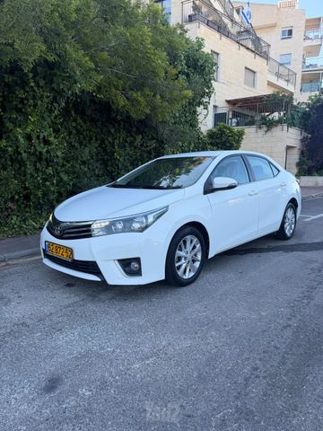 מודעת רכב טויוטה קורולה