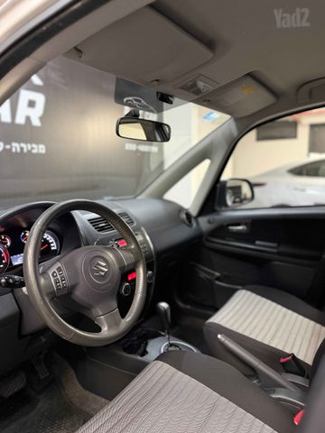 סוזוקי SX4