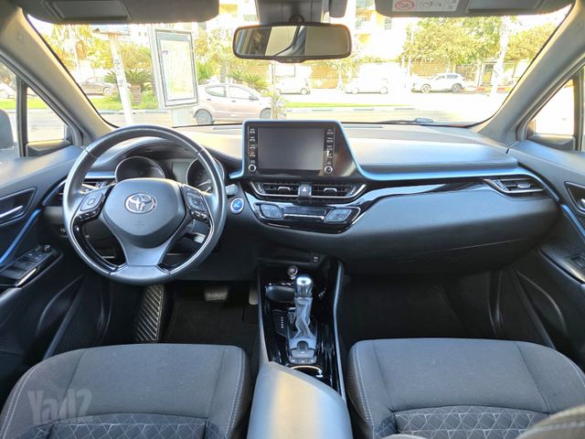 טויוטה C-HR