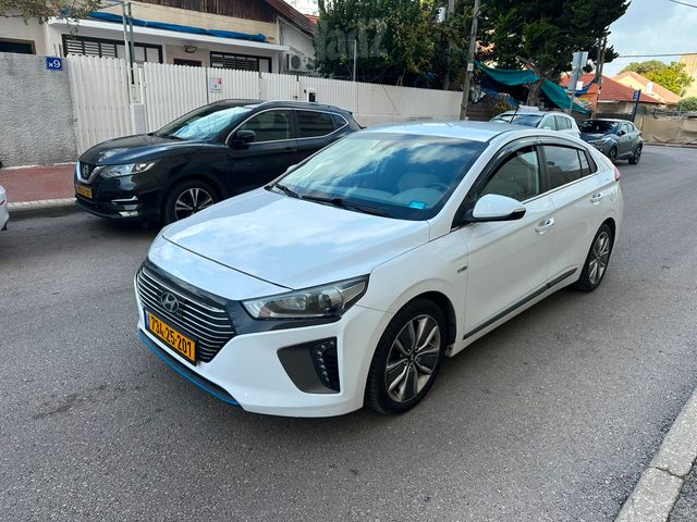 יונדאי איוניק