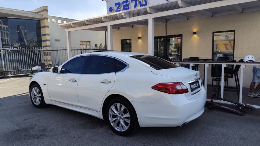 אינפיניטי G37