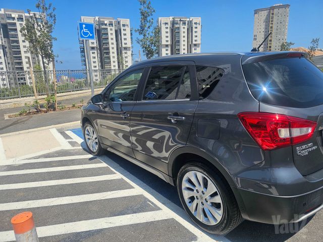 סוזוקי קרוסאובר
