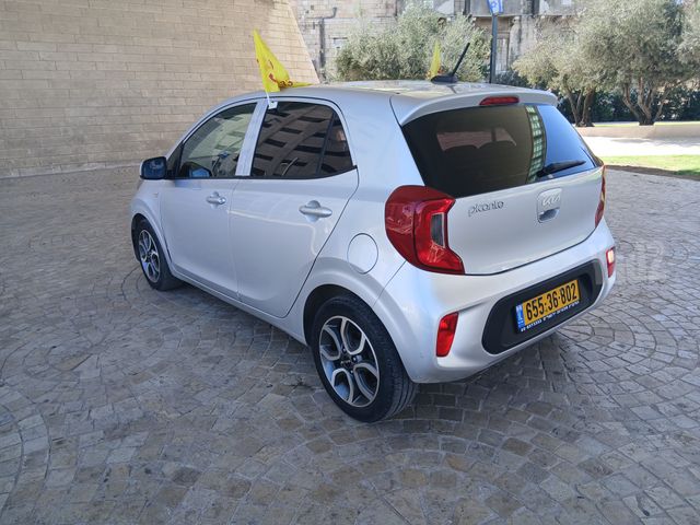 קיה פיקנטו