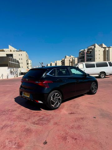 יונדאי i20