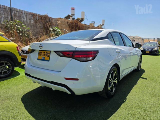 ניסאן סנטרה