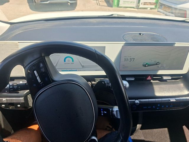 יונדאי איוניק 5