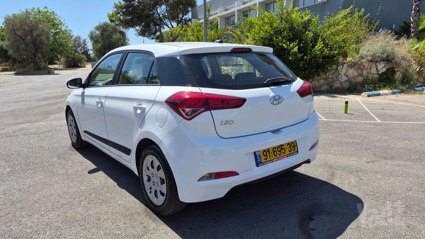 יונדאי i20