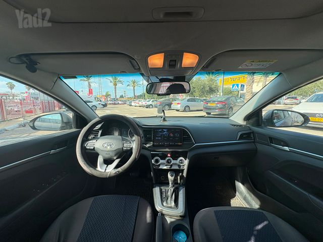 יונדאי אלנטרה