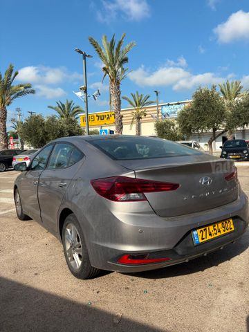 יונדאי אלנטרה