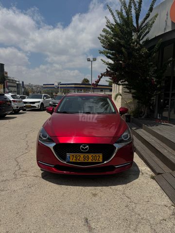 מודעת רכב מאזדה 2