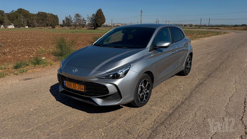 MG3 Luxury היברידי אוט׳ 1.5 (102 כ״ס)