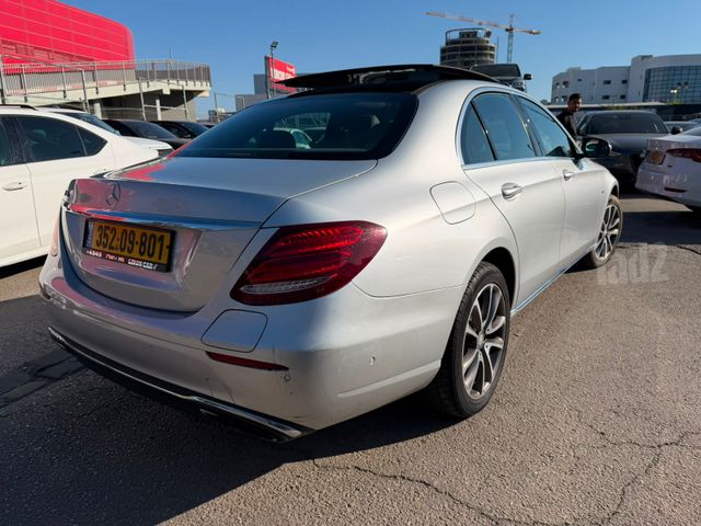 מרצדס-בנץ E-class
