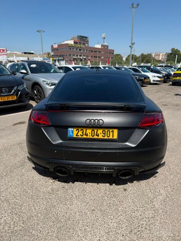 אאודי TT