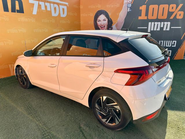 יונדאי i20