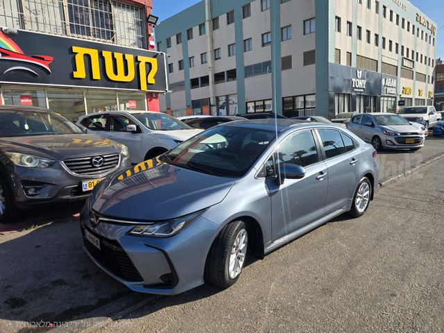 מודעת רכב טויוטה קורולה