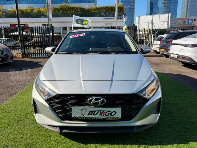 יונדאי i20