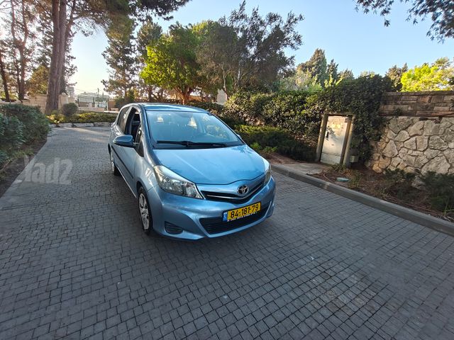 טויוטה יאריס