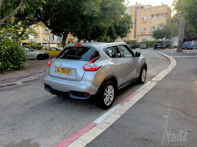 ניסאן ג'וק