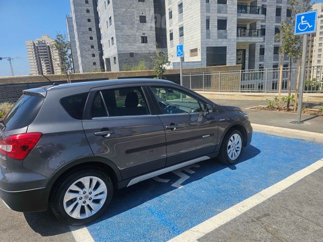 סוזוקי קרוסאובר