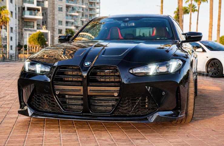ב מ וו M4