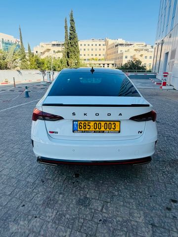 סקודה אוקטביה 