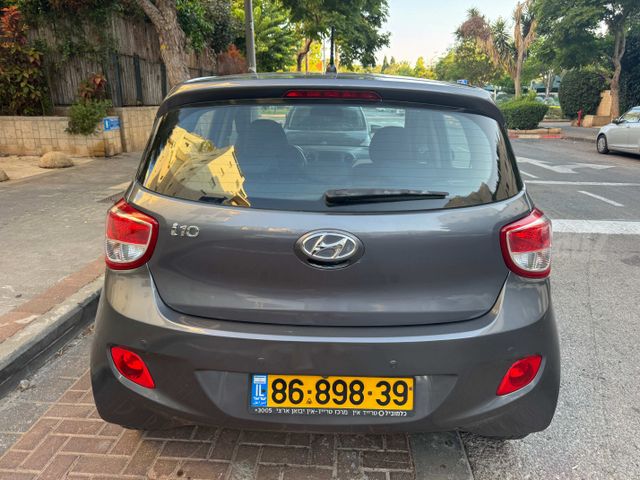יונדאי i10