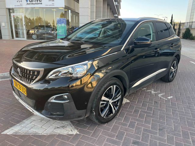 פיג'ו 3008