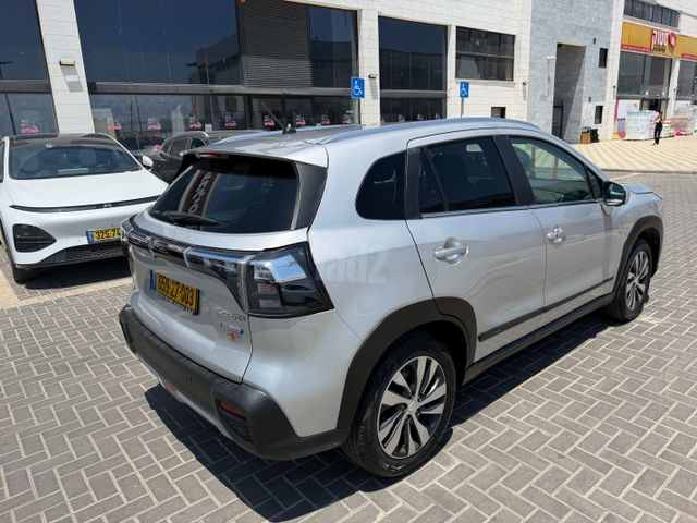 סוזוקי S-Cross