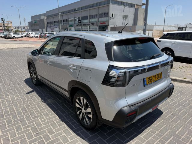 סוזוקי S-Cross